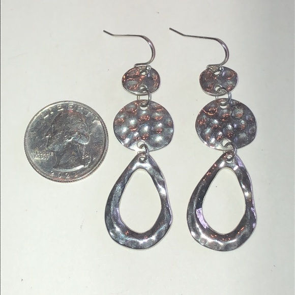 Elegant Silver Tone Hammered Boho Dangle Earrings - Picture 3 of 4